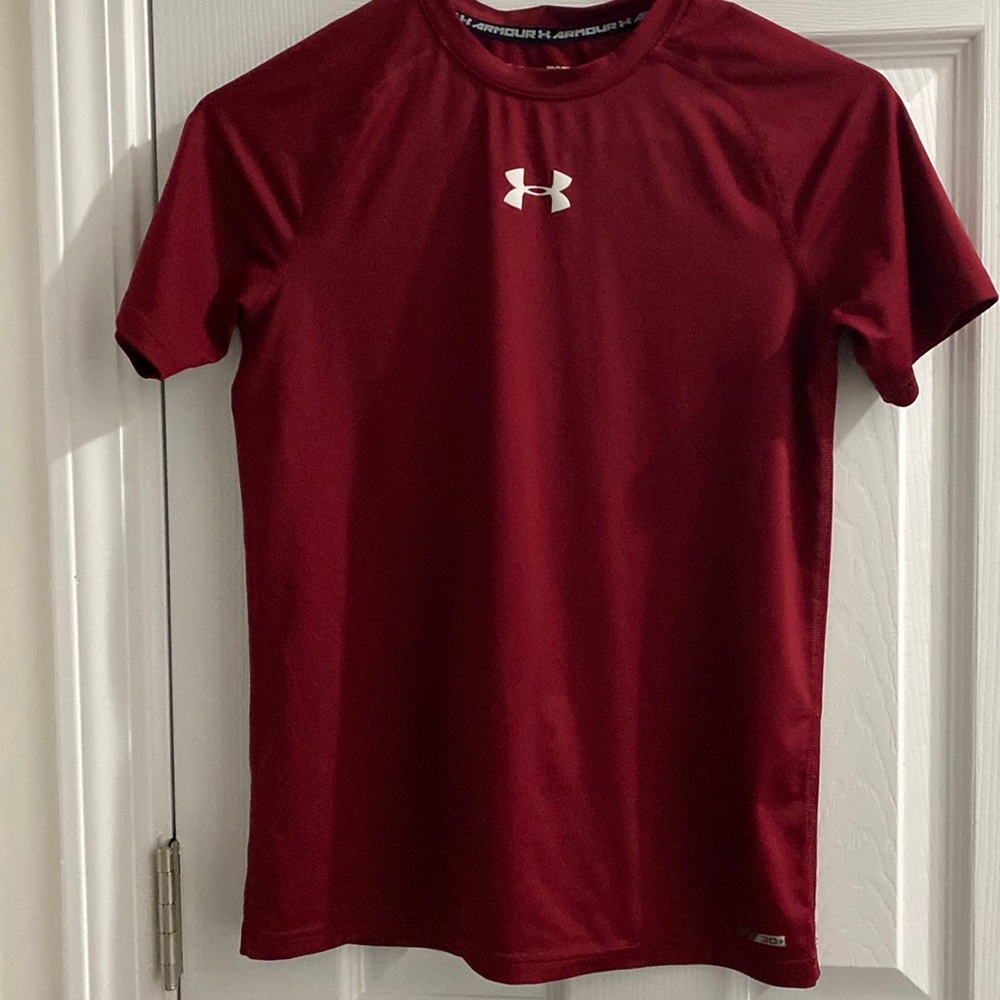 Under armor kids heat gear shirt